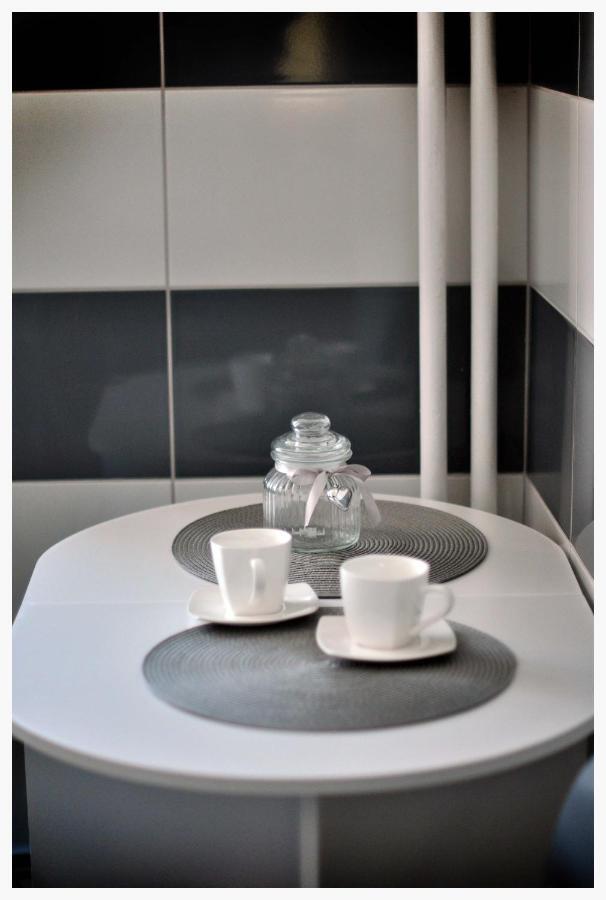Color 24 Apartament II สตาโลวา โวลา ภายนอก รูปภาพ